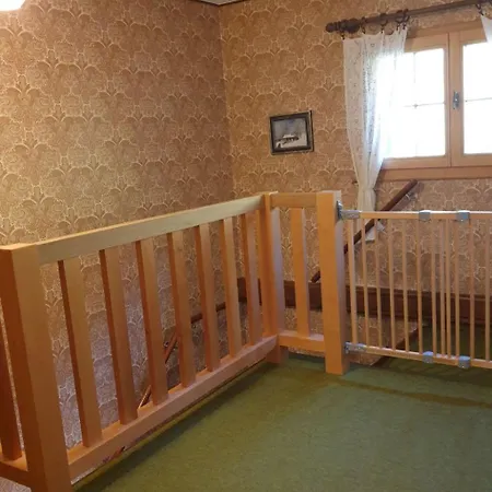 Aerneli- By Interhome Γκστάαντ